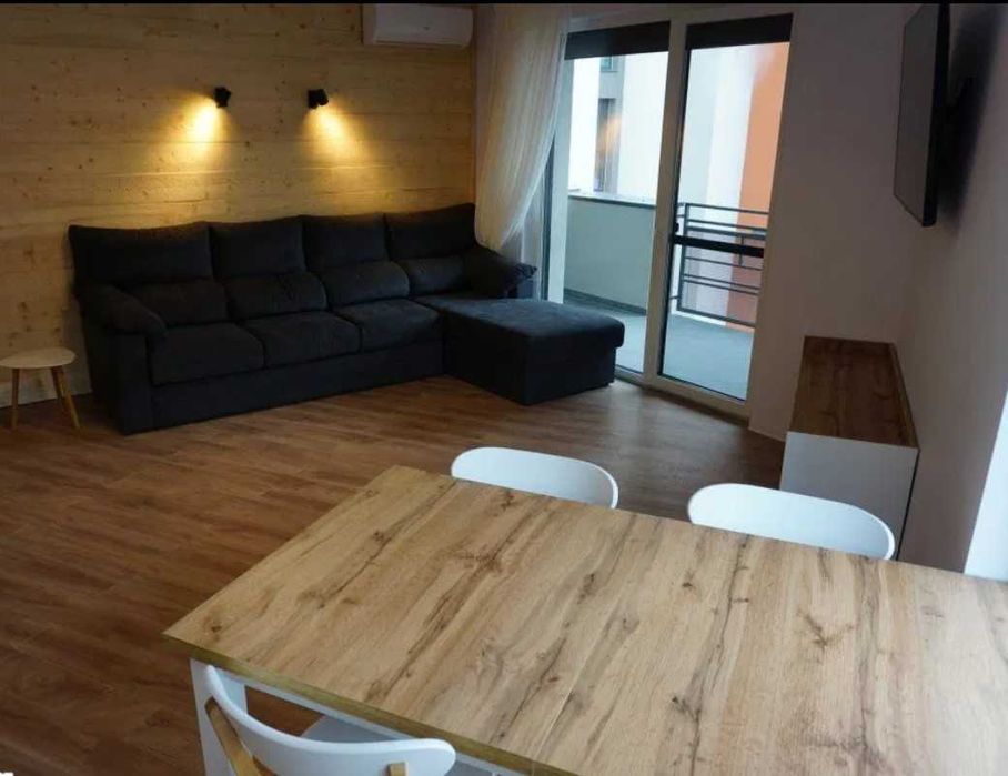 Дава се под наем Тристаен апартамент в Пловдив, Западен - 90 кв.м за 331.5 € - Снимка #1