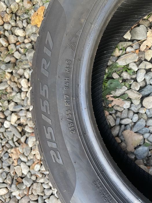 2 anvelope iarna 215/55/17 Pirelli