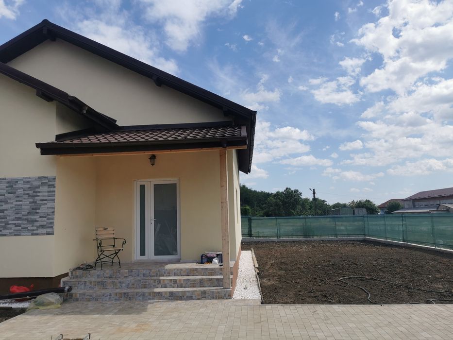 Casa de vanzare in Săpoca!