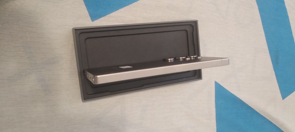 Samsung S25 ultra impecabil