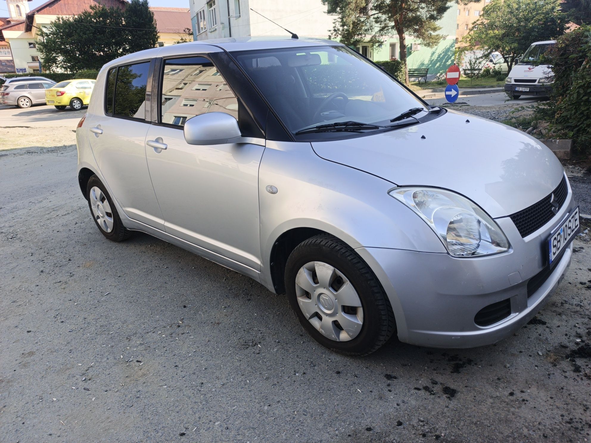 Suzuki Swift 1.3 benzina km164800
