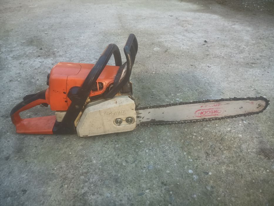 Motofierastrau Stihl 230