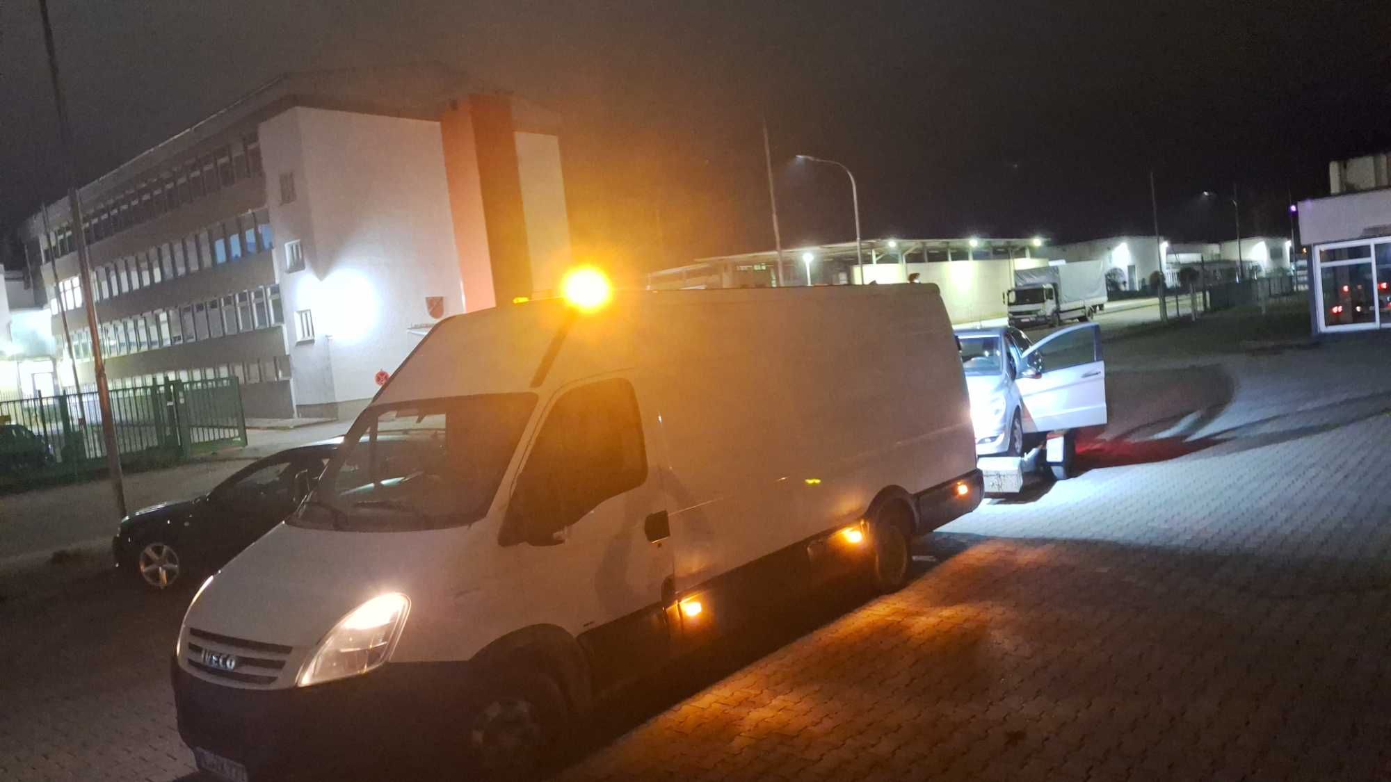 Iveco 35c15 двойна гума,бус ивеко 3.0
