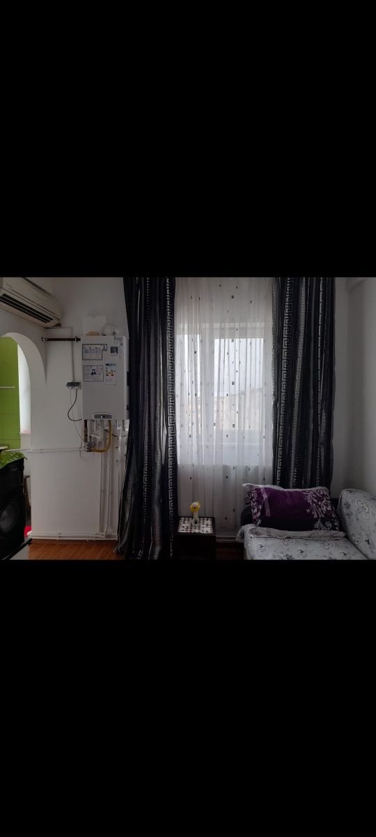 Inchiriez apartament cu 2 camere în Alexandria