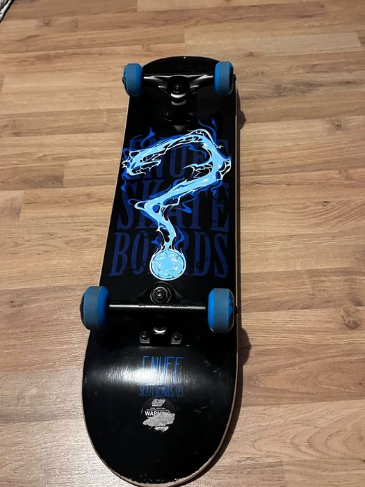 Skateboard nou impecabil