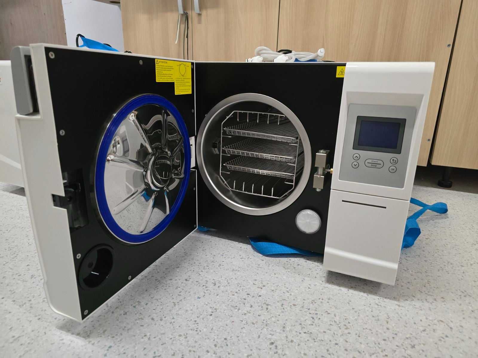 Deskup Flash steam sterilizer 23LT