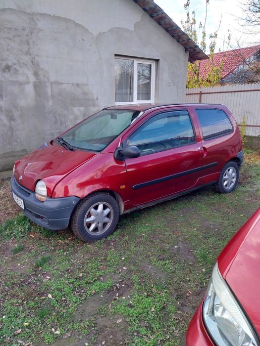 Vând Renault twingo