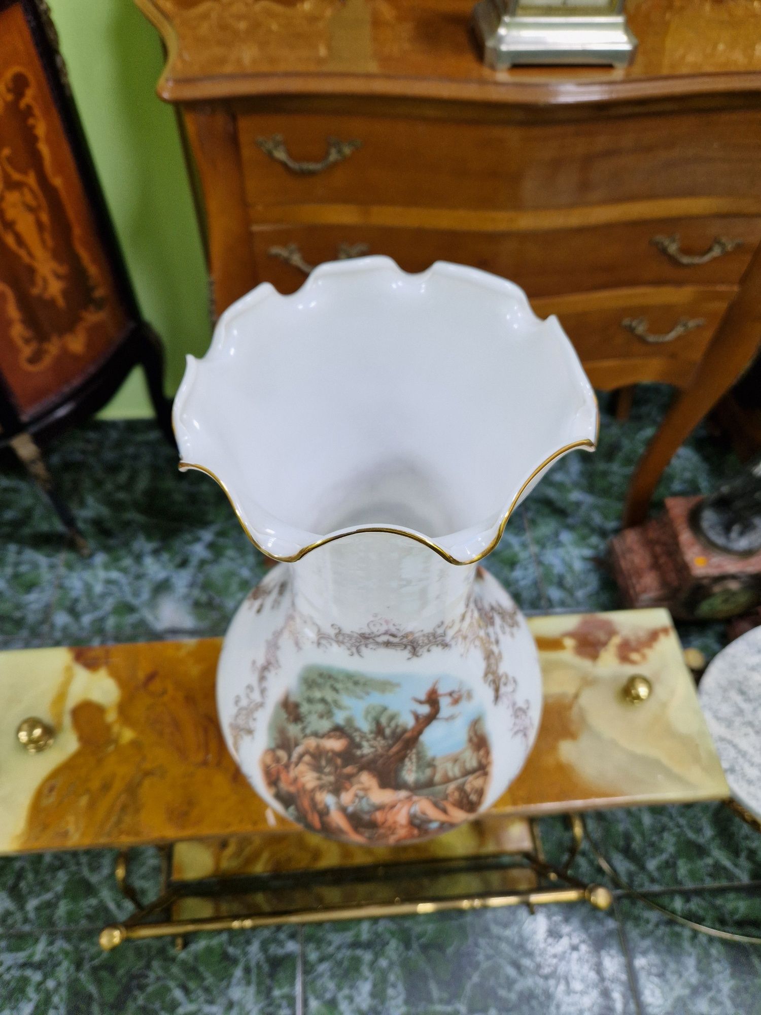 Превъзходна антикварна белгийска ваза Опалин