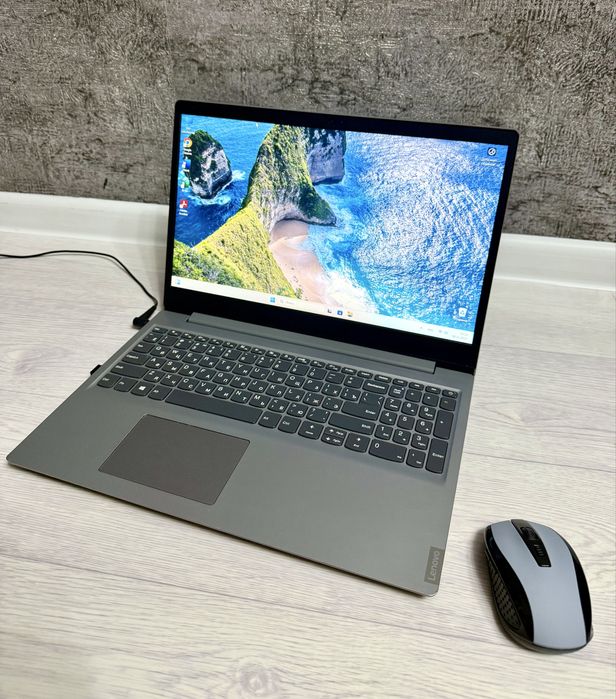 Ноутбук Lenovo Amd Ryzen 3 3200U озу 8 gb SSD 2 шт 128 + 240