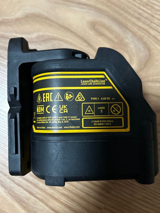 Nivel laser Delwat dw088