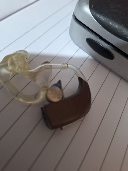 Aparat , proteza auditiva Oticom