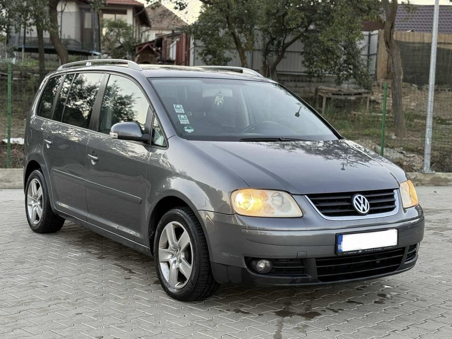 Volkswagen touran 2,0tdi cutie automata