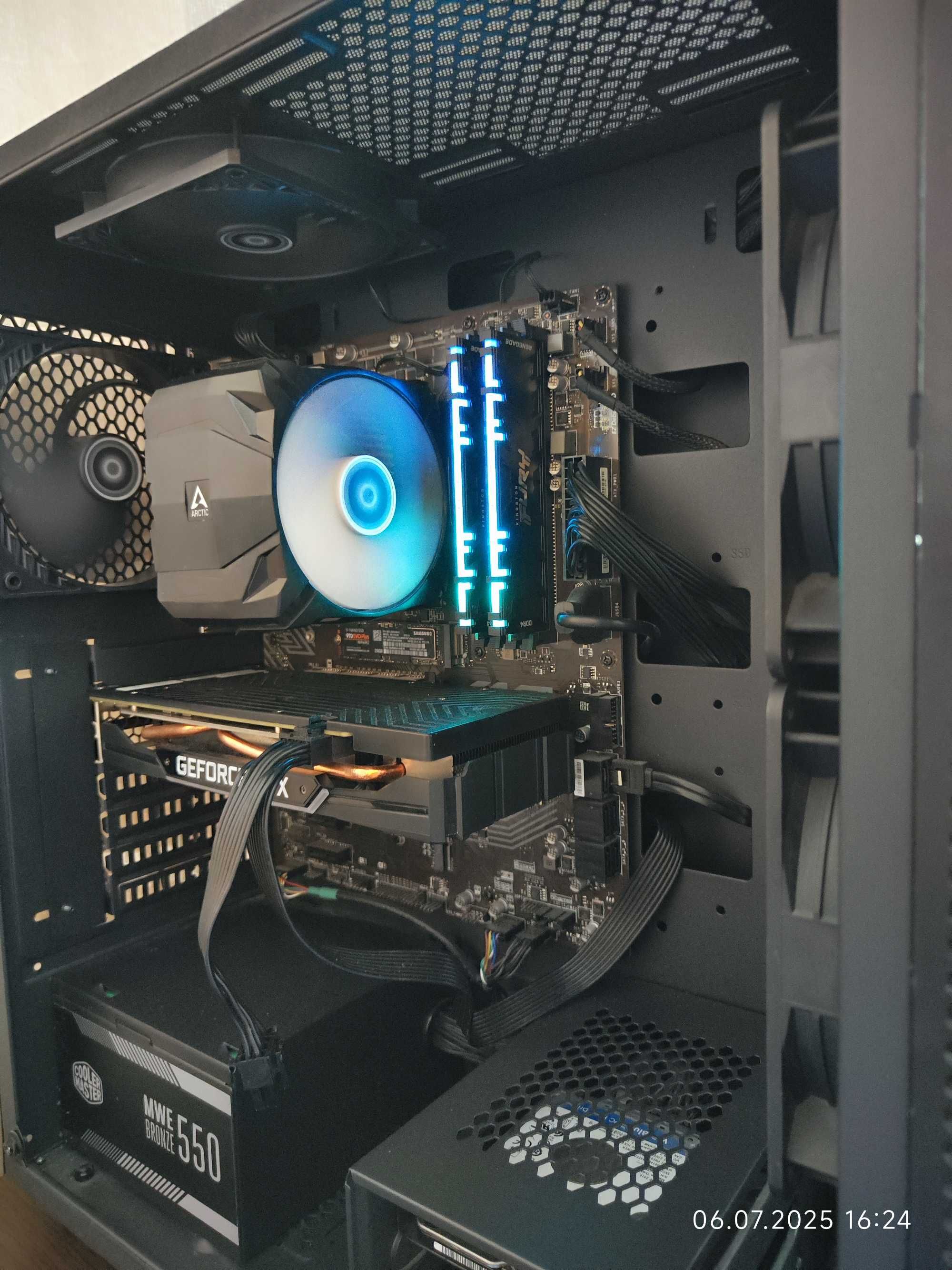 Геймърски i5 9600KF, GTX 1660 SUPER 6GB, RAM 32GB DDR4 3600