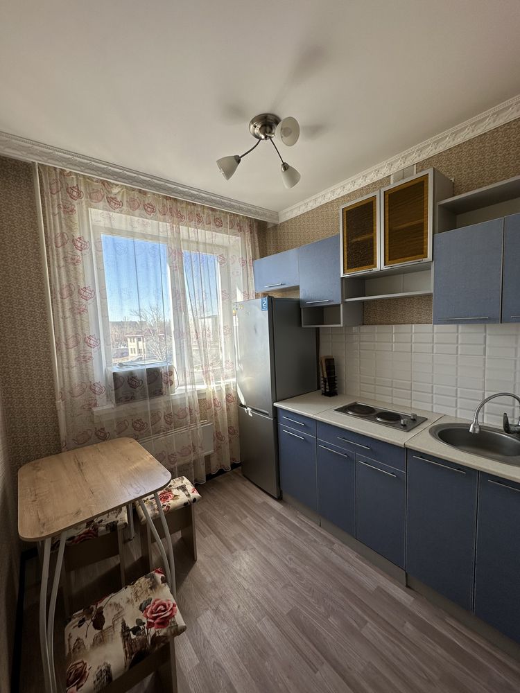 Продам 1-квартиру 1-85 этаж-4 один из последних построек.