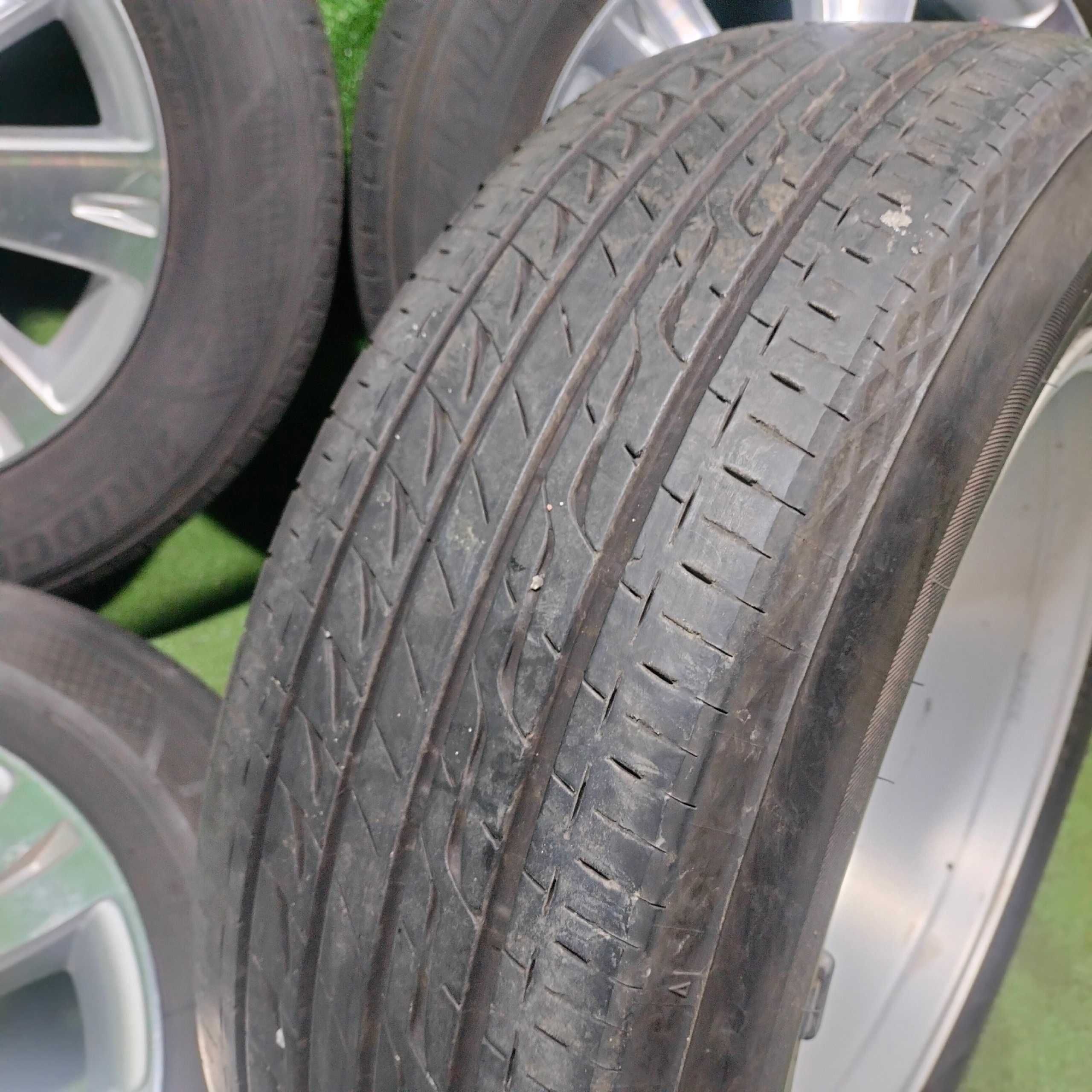 Продам Оригинальный Диск с шинами Bridgestone 205/65R16 5/114,3 6,5 J