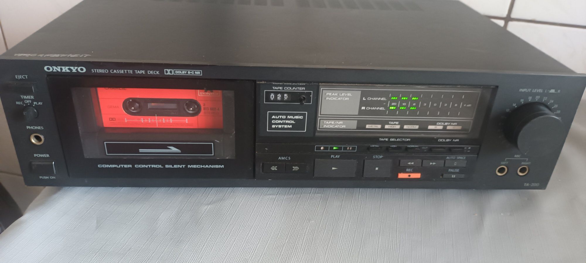 Deck Onkyo model TA200