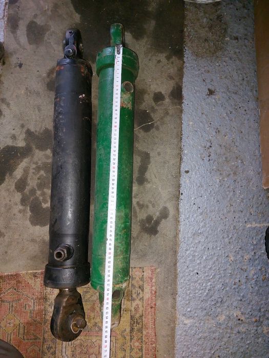 Продаётся гидро цилиндры