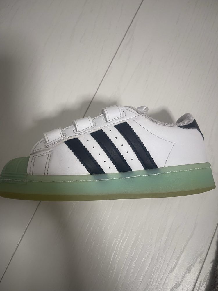 Детски обувки Adidas syperstar