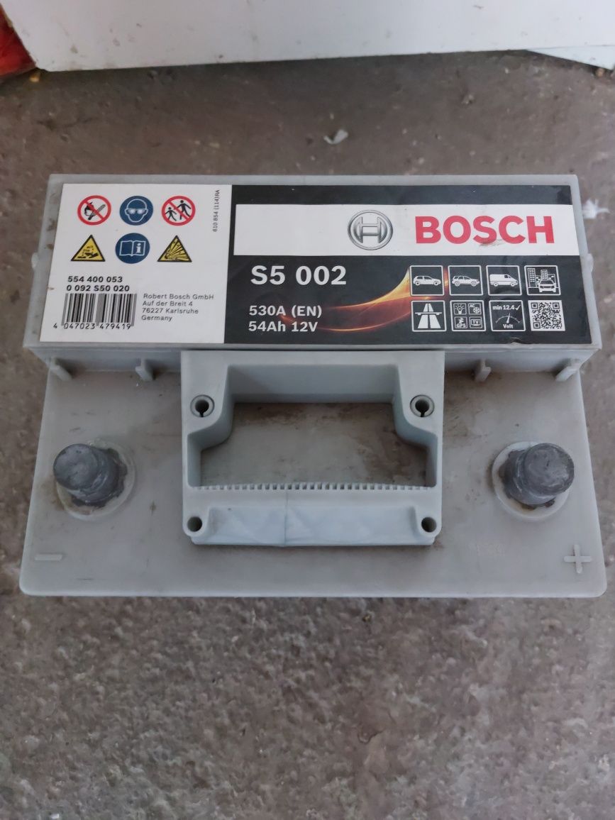 Baterie Acumulator Auto Bosch 54Ah