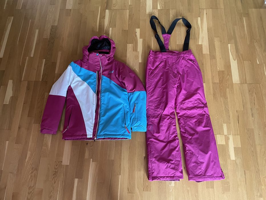 Costum de ski de fete