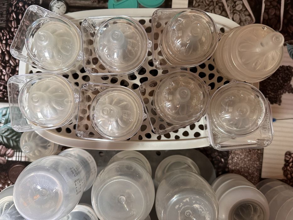 Sterilizator Philips Avent +biberoane si tetina