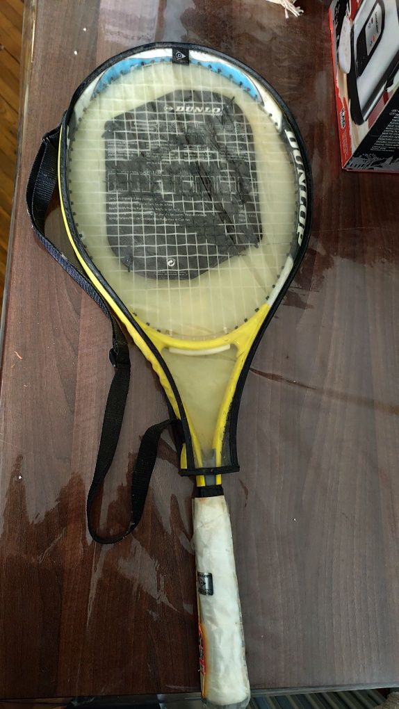 Тенис ракета Dunlop
