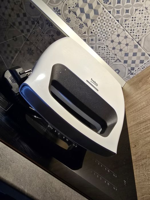 Sandwich maker Beko

Pred