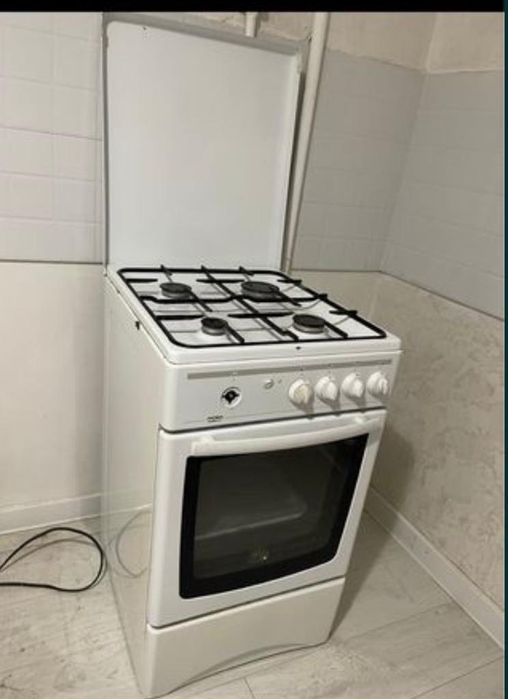 Газовая плита с газовой духовкой