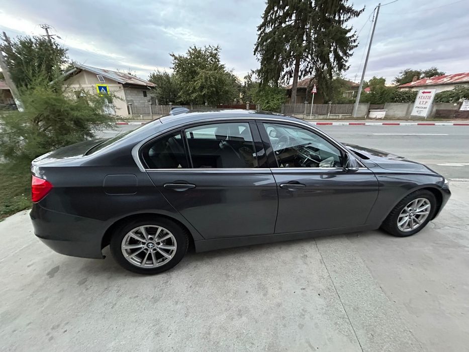 BMW 320D Luxury - automata