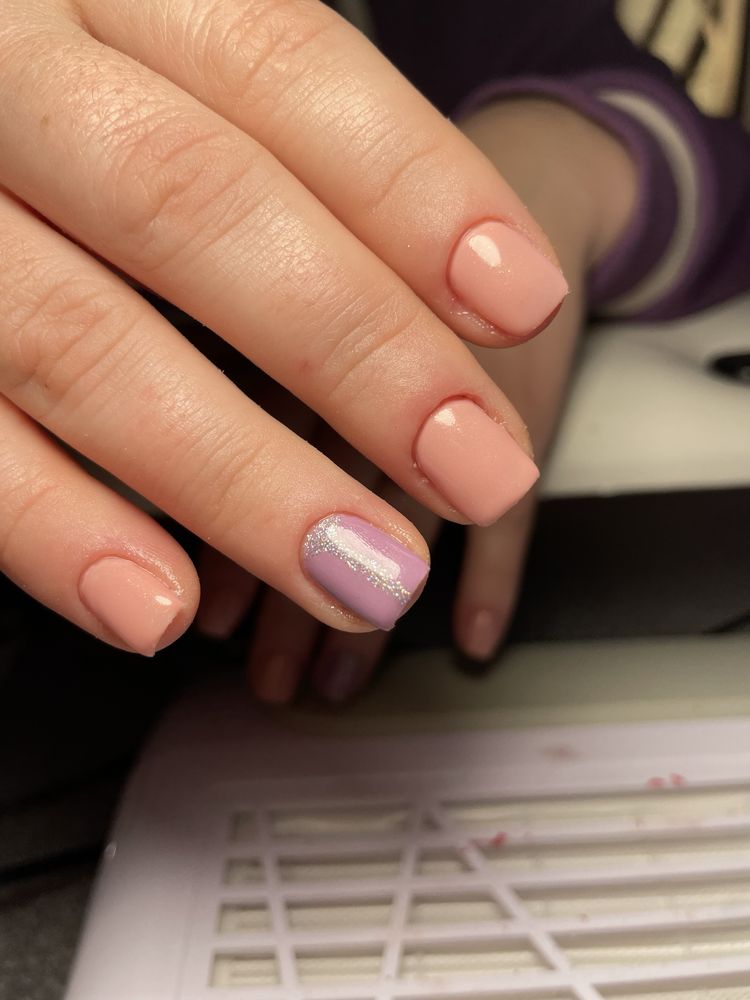 Aplic Unghii cu Gel si Oja Semipermanenta