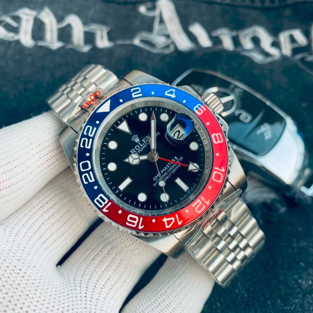 Rolex GMT Pepsi с автоматичен механизъм