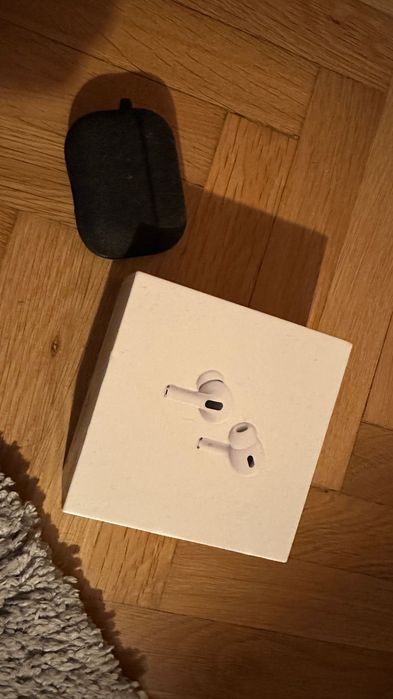 Apple Airpods PRO 2 (Lightning port) originale