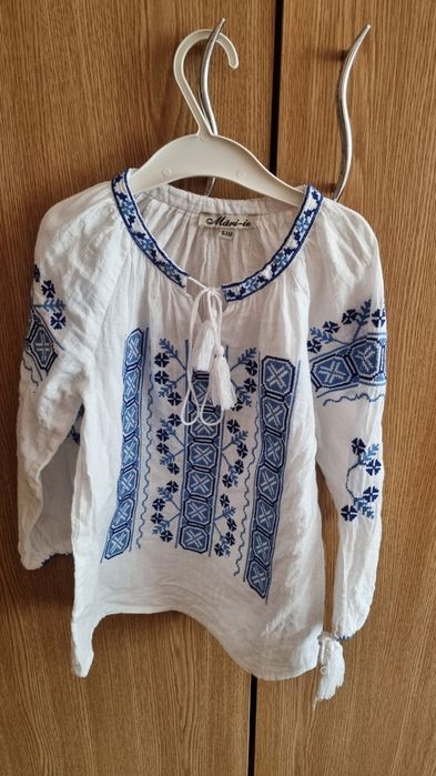 Ie   pentru fetita 6 ani  firma mari ie