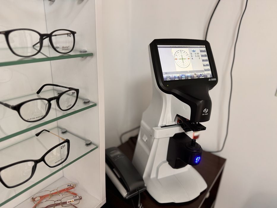 AutoLensmetru JD 2600 D, an 2023,impecabil