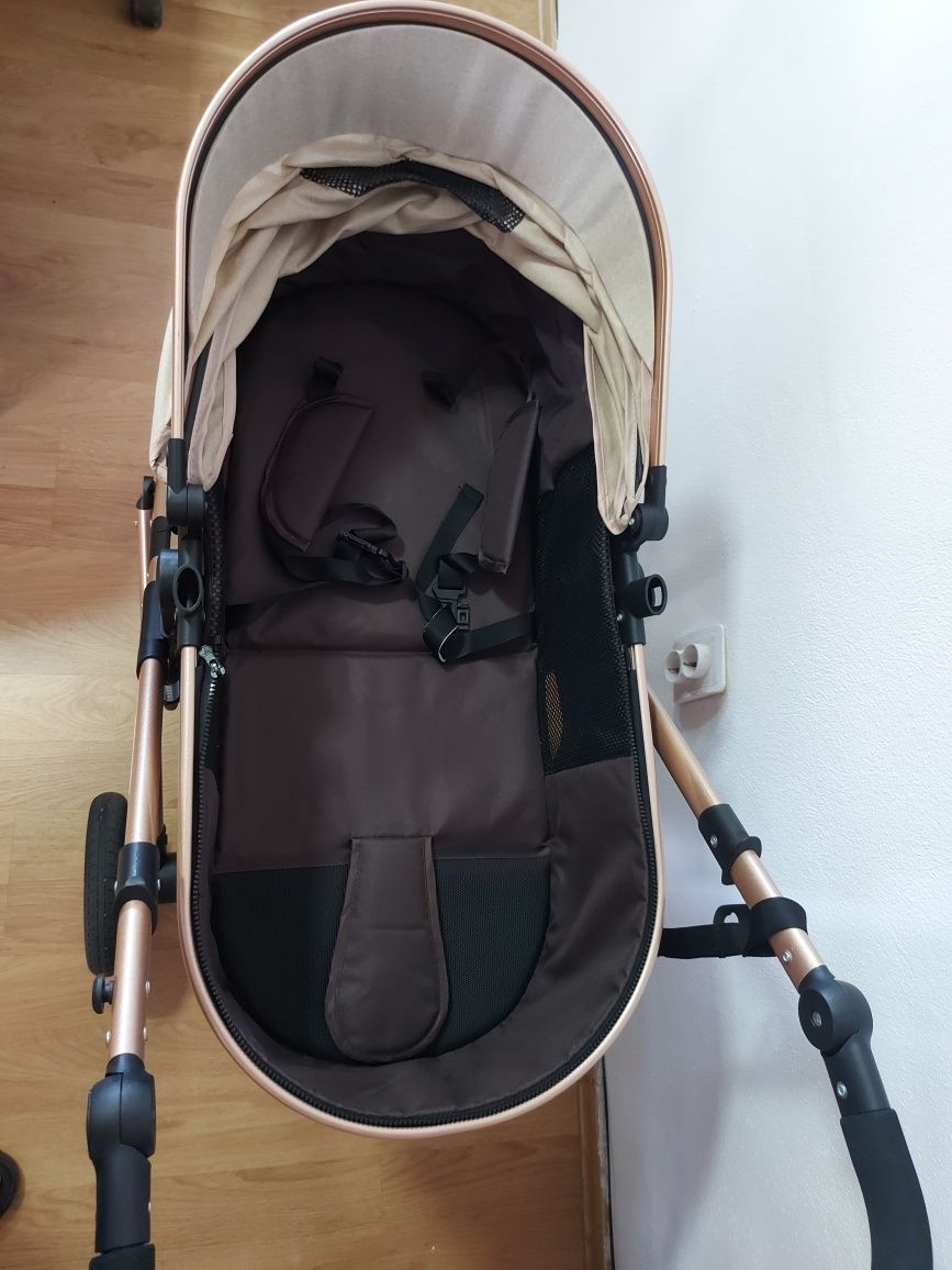 Carucior bebe  3 în 1,  foarte ușor