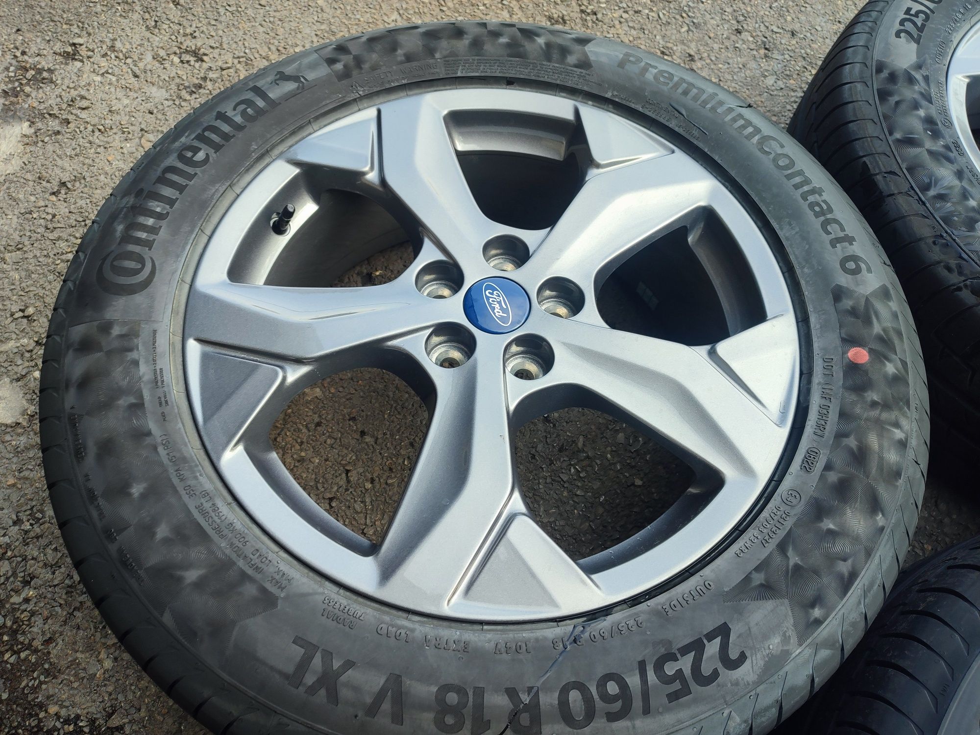 18" оригинални алуминиеви джанти с гуми за Ford Kuga...