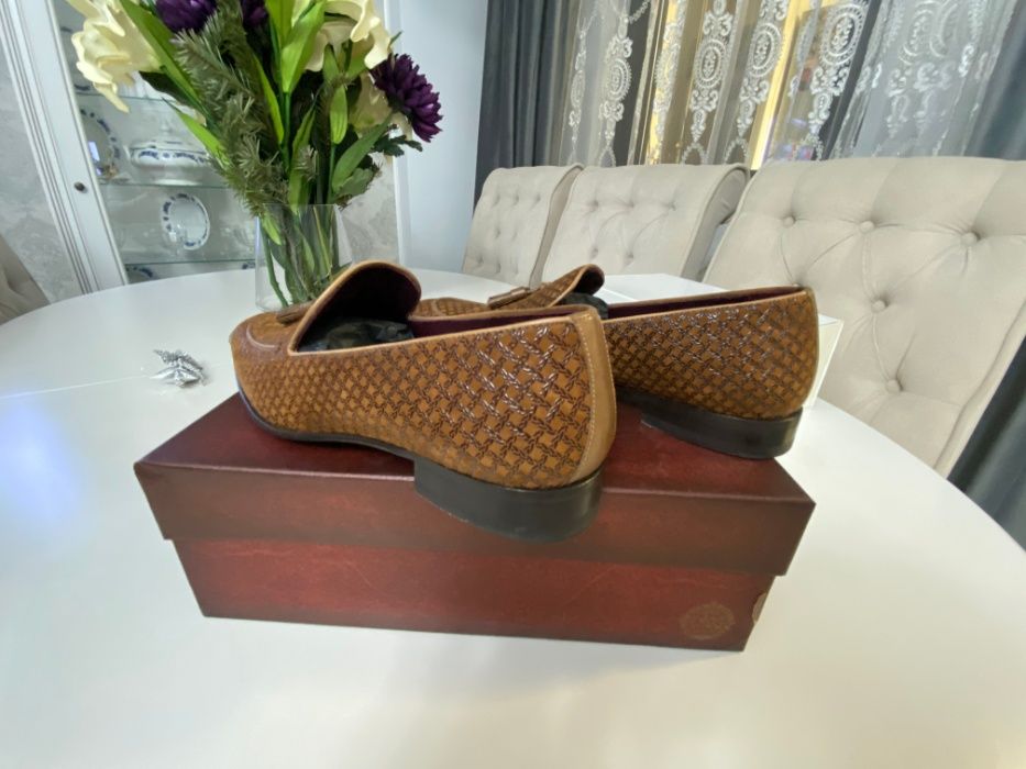 Pantofi Barbat din piele cu design modern