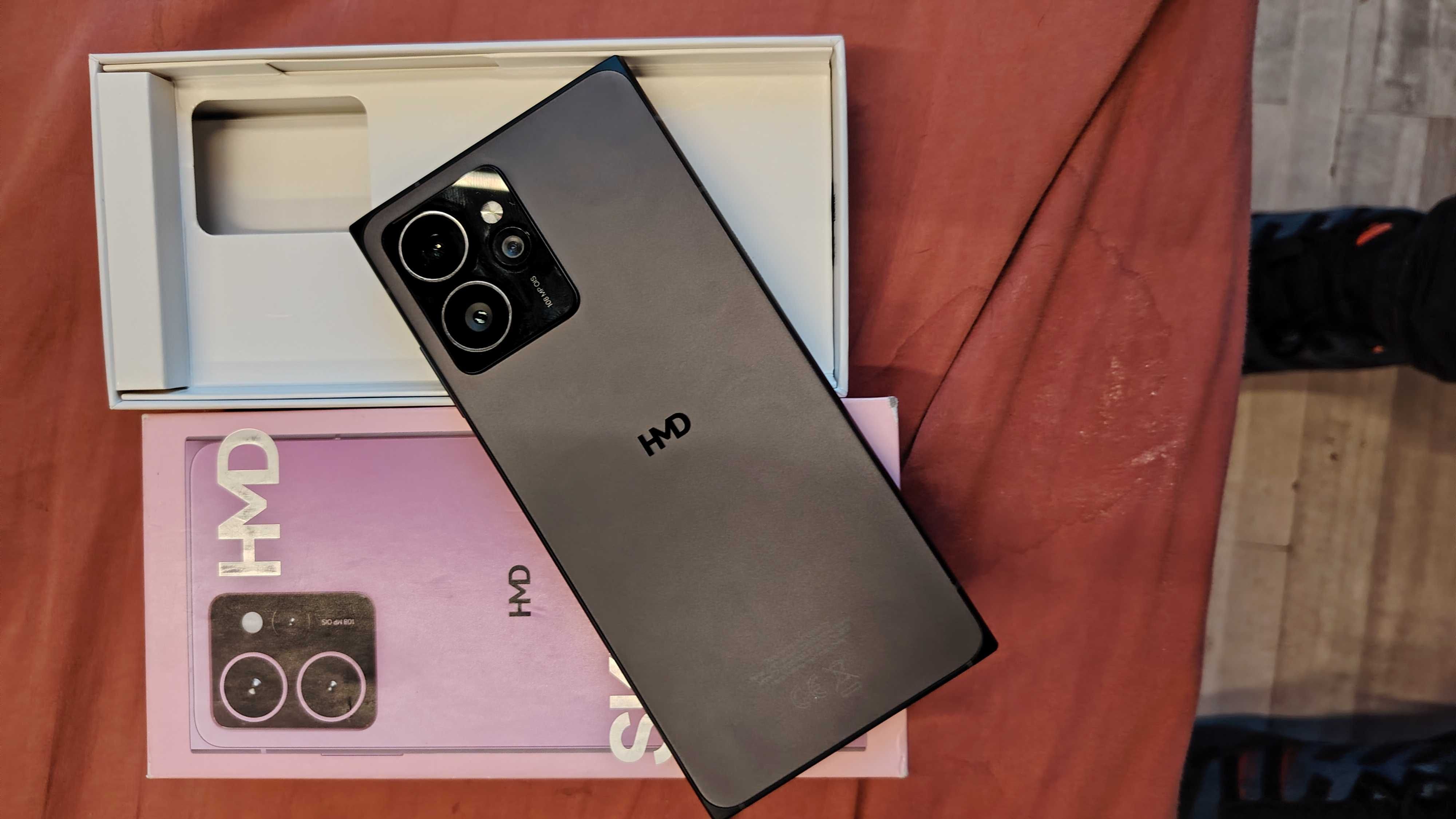 HMD Skyline Black