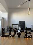 LOVE - Decor nunta, Litere luminoase din metal, cu baterii