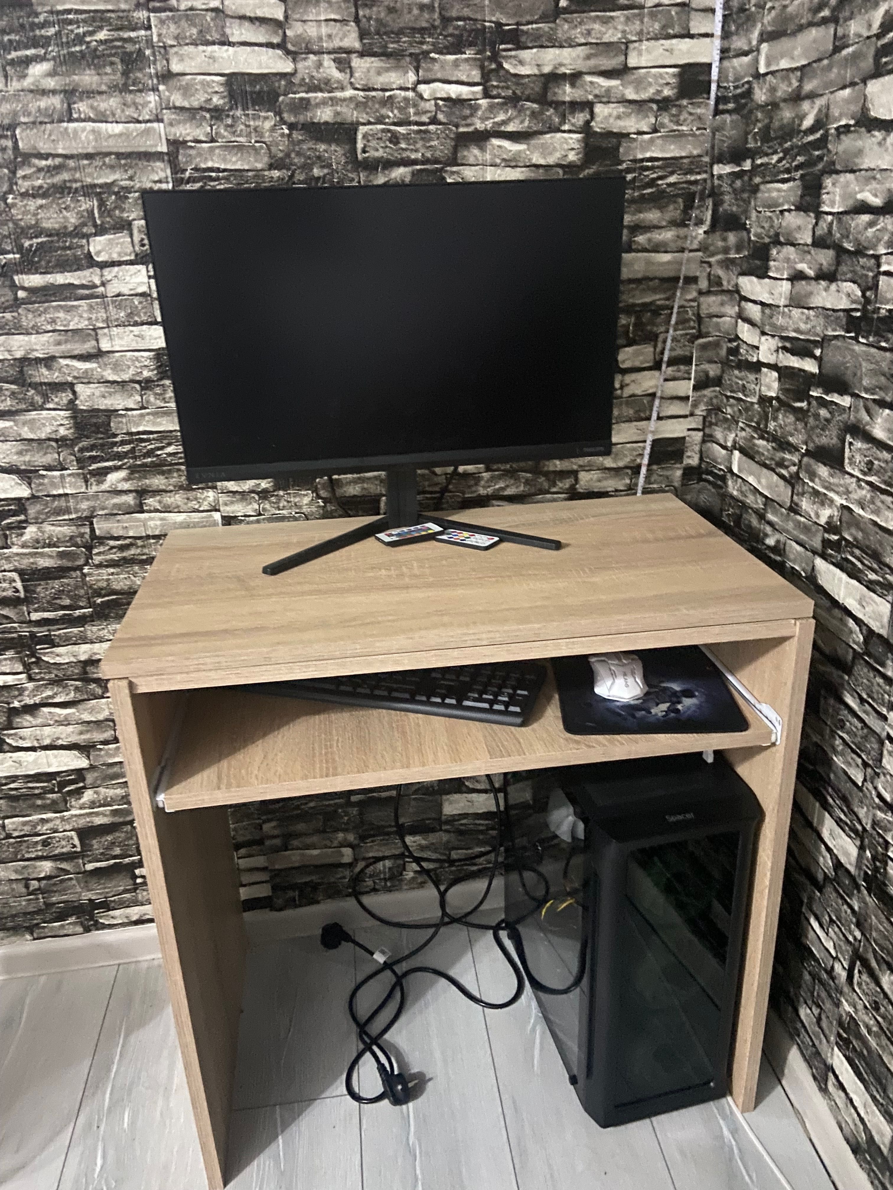 Vând urgent setup pc sau schimb cu atv 3,500 lei