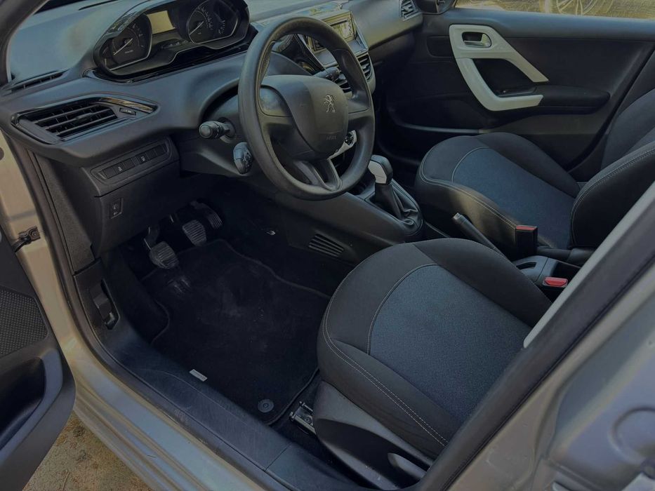 Peugeot 208 1.2 puretech like
