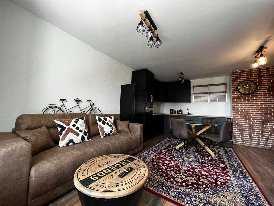 Продава се Двустаен апартамент в София, Център - 53 кв.м за 3019 €/кв.м - Снимка #3