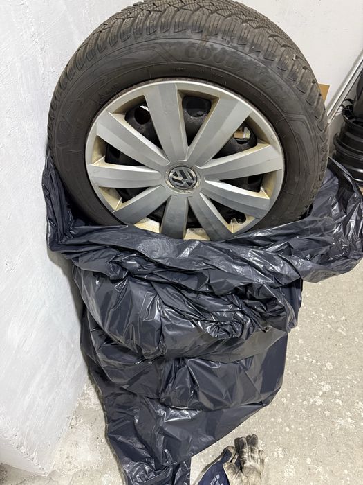 Roti de iarna 205/55/r16 GOODYEAR