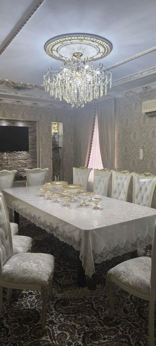 Срочно участка сотилади сергели хонобод махаллада 3.03 соту 8 хона 2та