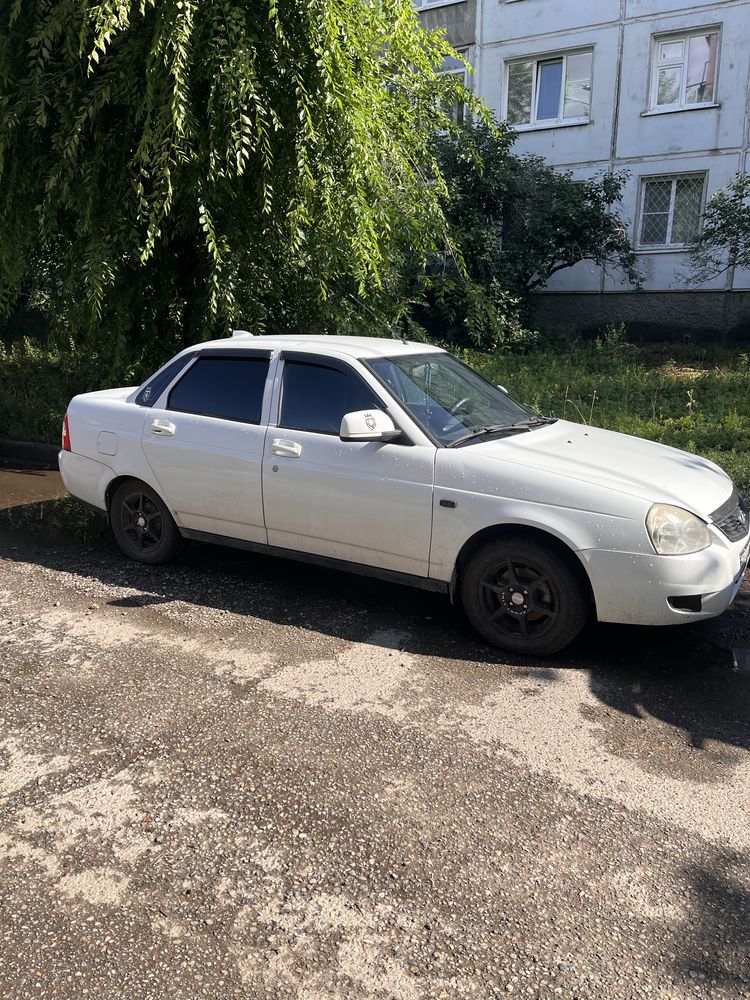Продам приору в отличном состоянии