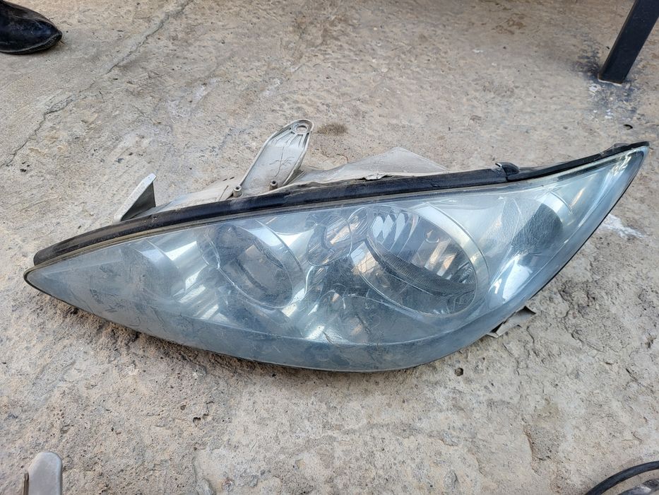Левый фара тойота 35 европец