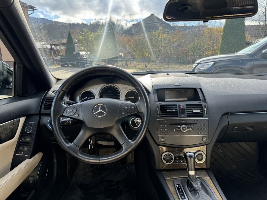 Mercedes c class impecabil