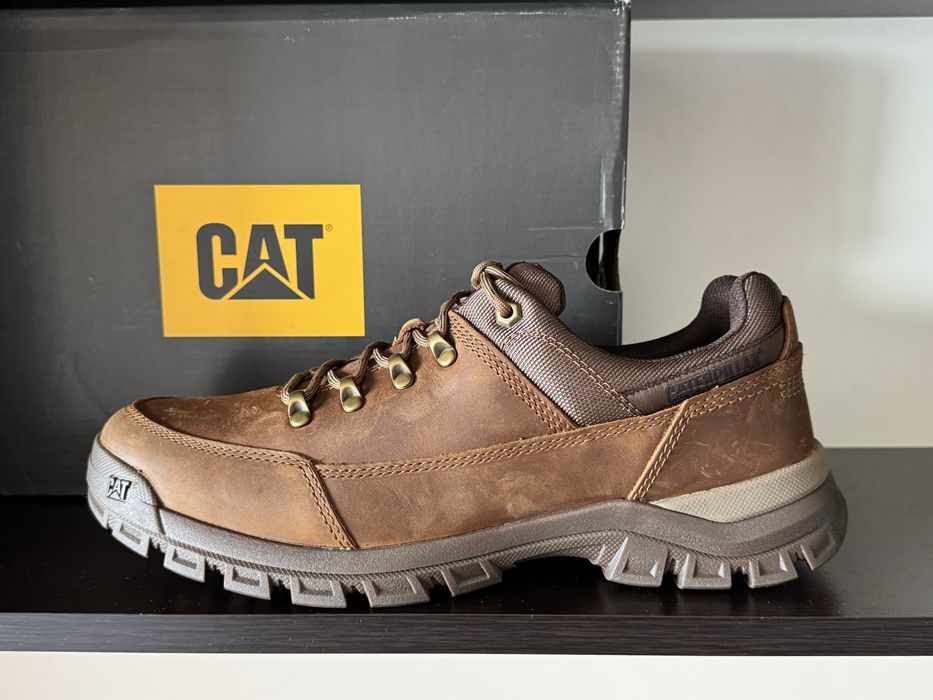Caterpillar Threshold Hiker Low Налични 44номер 29см/ 45н 30см Стелка