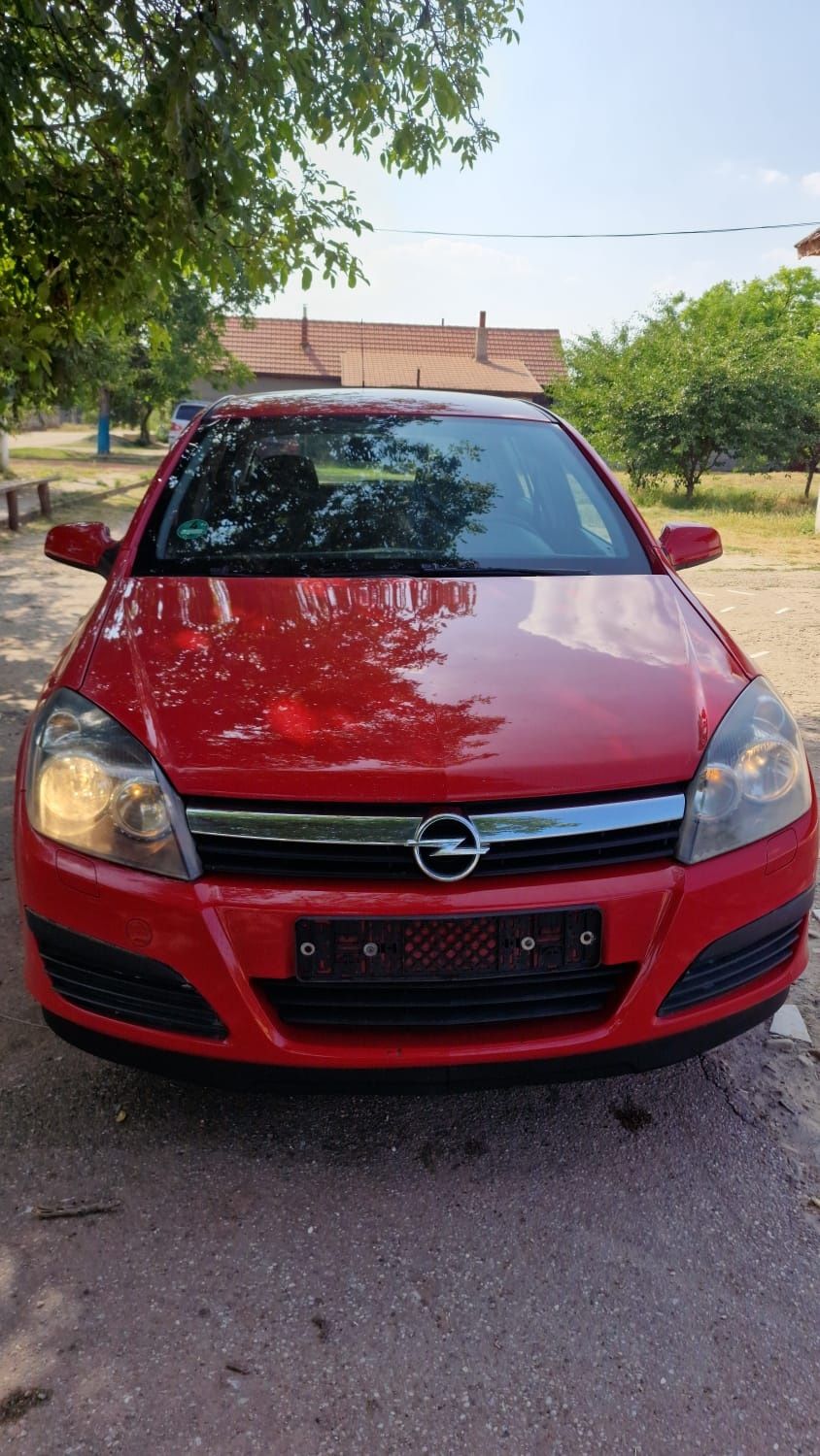 Opel Astra h 1.6 benzina+gpl