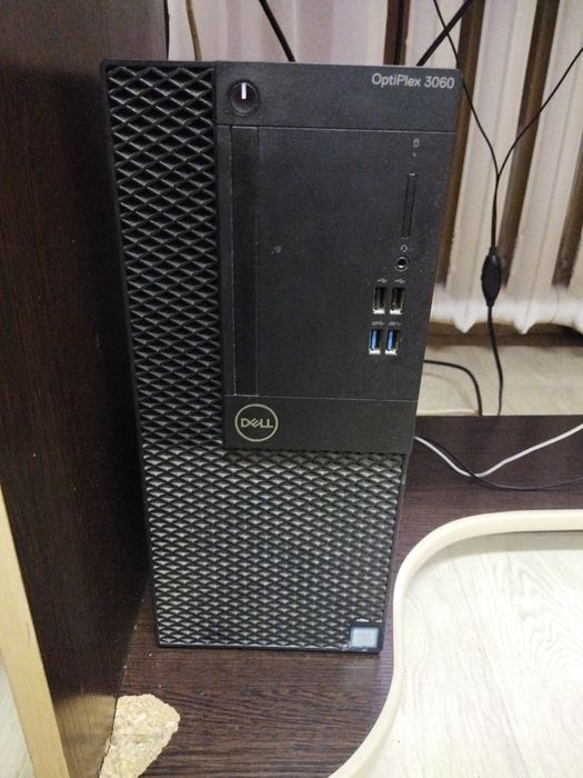 Продаю компьютер Dell Optiplex 3060 Tower